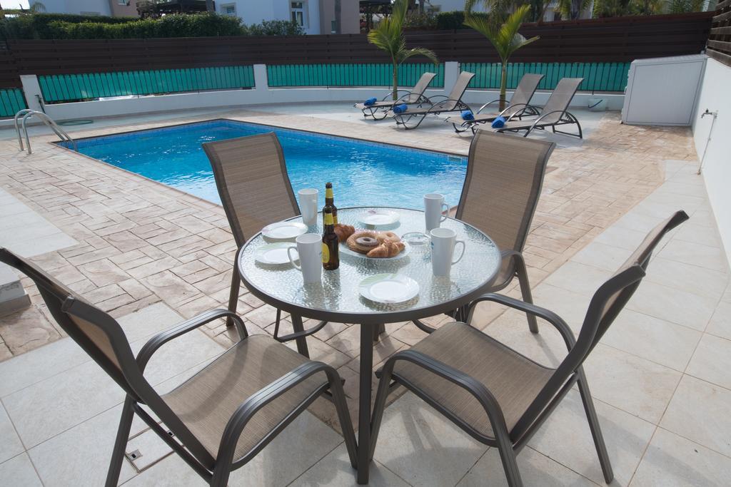Halle Villa Protaras Habitación foto