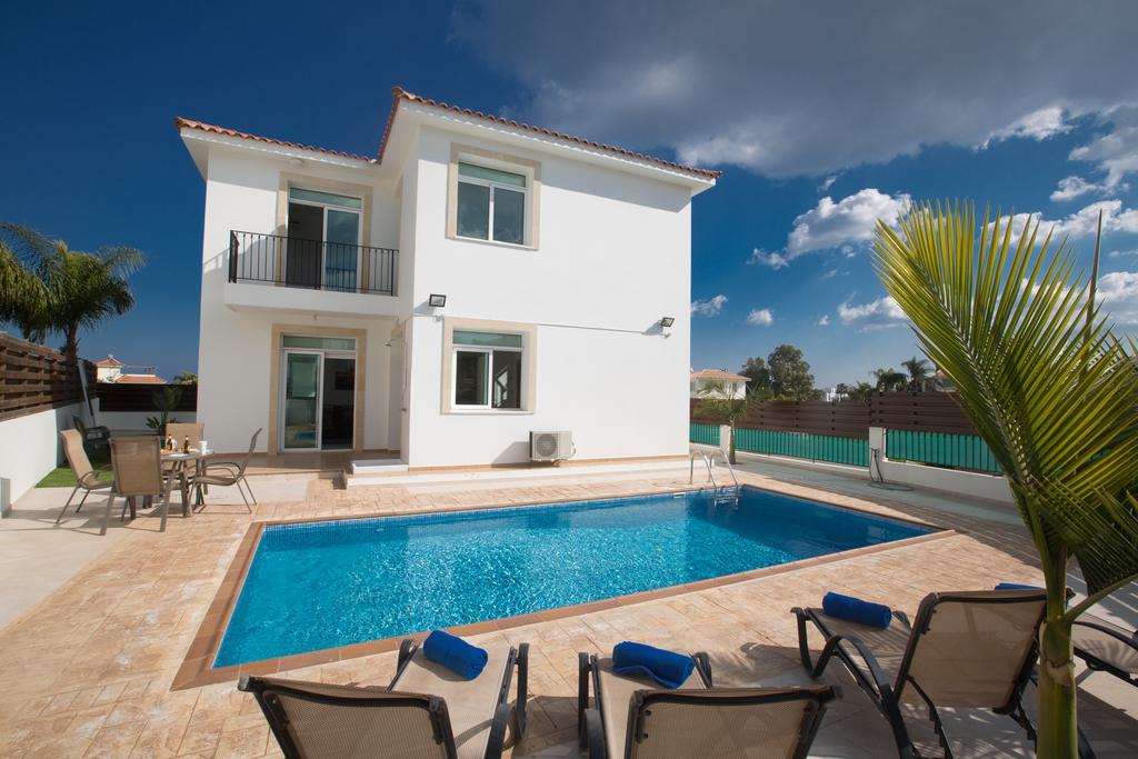 Halle Villa Protaras Habitación foto