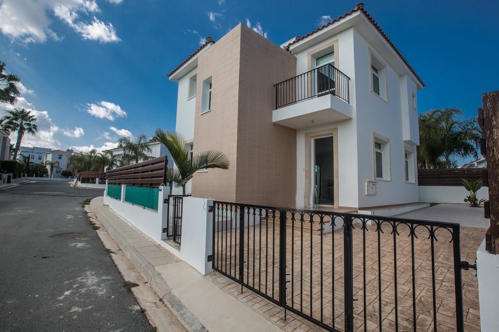 Halle Villa Protaras Habitación foto