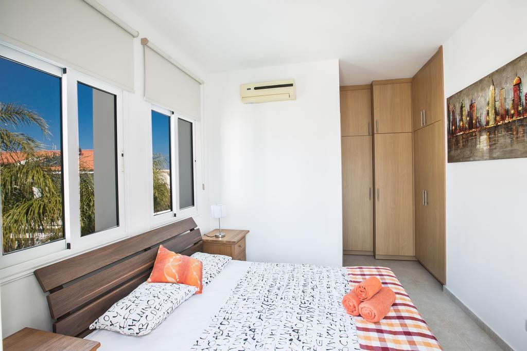Halle Villa Protaras Habitación foto
